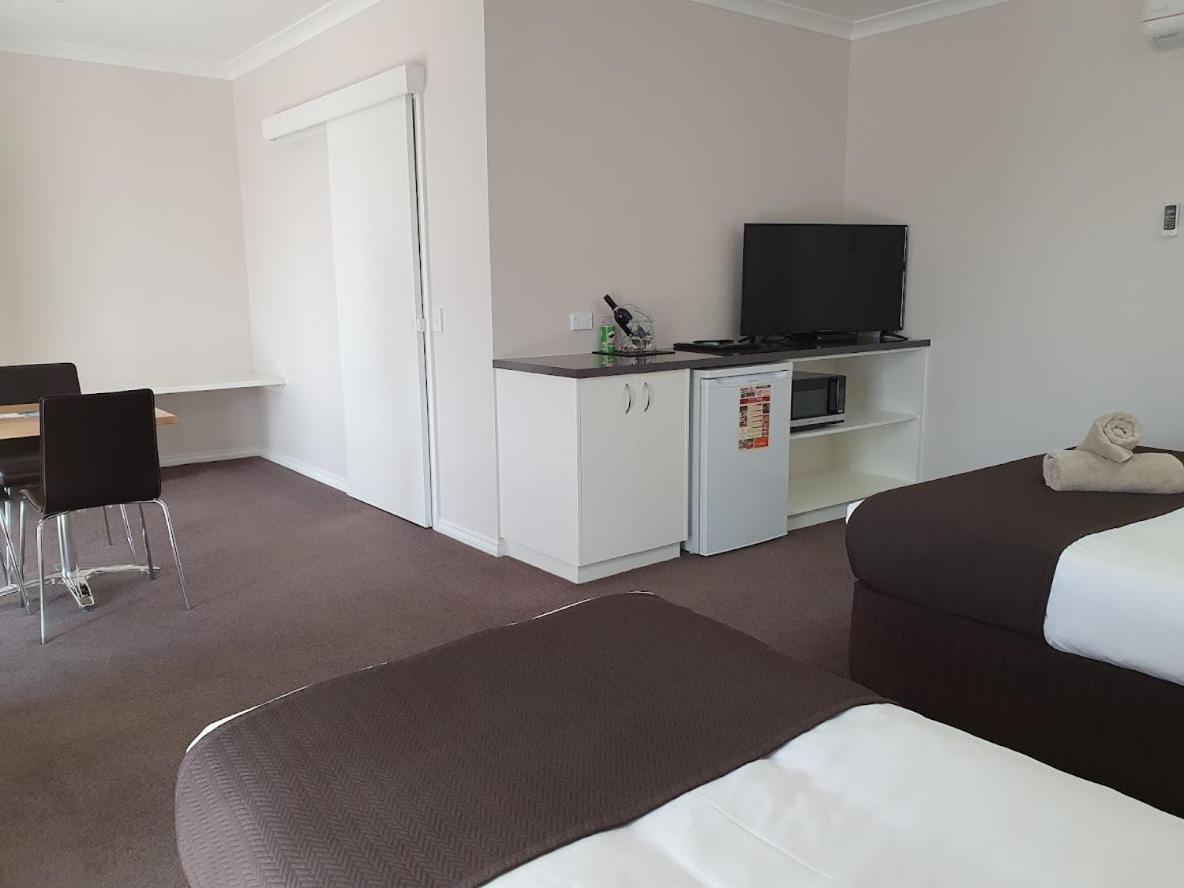 Golden Reef Motor Inn Bendigo Exterior photo
