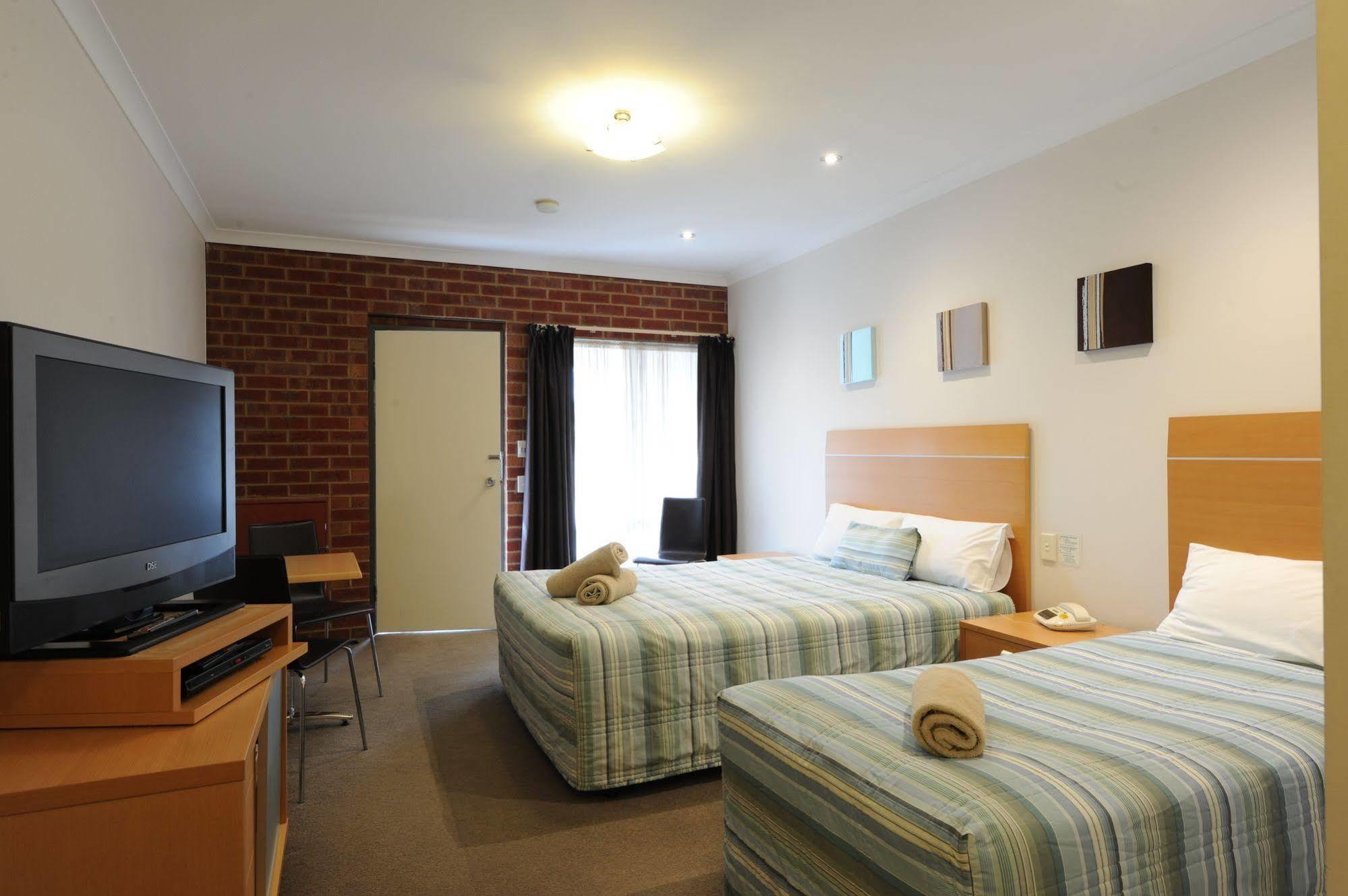 Golden Reef Motor Inn Bendigo Exterior photo
